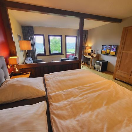 Berghotel Habbel Und Die Welt Kann Warten Cobbenrode Dış mekan fotoğraf