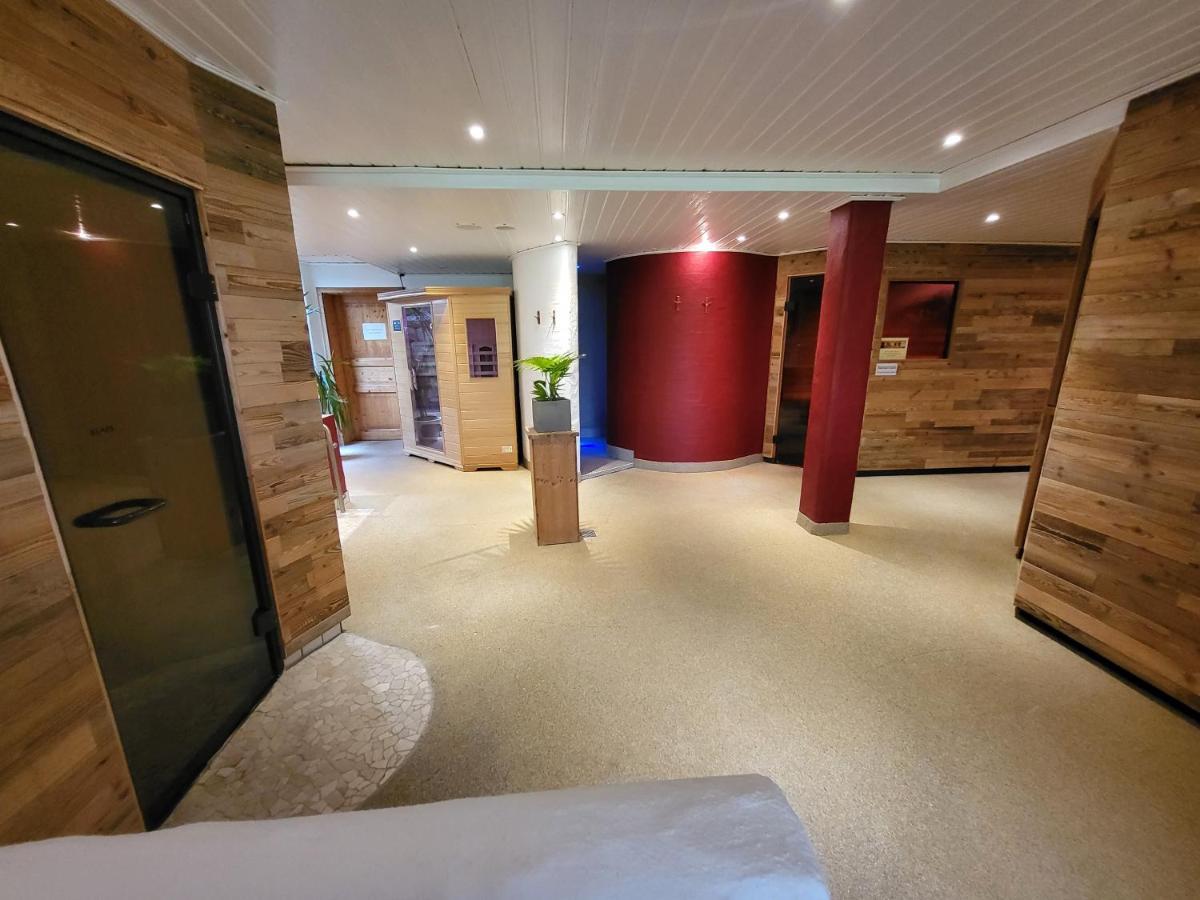 Berghotel Habbel Und Die Welt Kann Warten Cobbenrode Dış mekan fotoğraf